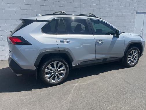 2023 Toyota RAV4 LIMITED