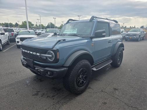 AZURE GRAY MET TRI-COAT 2025 Ford Bronco BADLANDS