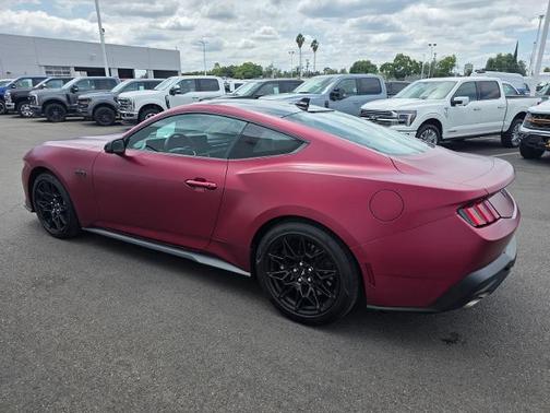 MOLTEN MAGENTA METALLIC TC 2025 Ford Mustang GT PREMIUM