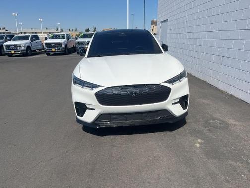 STAR WHITE MET TRI-COAT 2023 Ford Mustang Mach-E GT