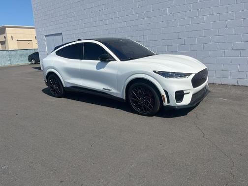 STAR WHITE MET TRI-COAT 2023 Ford Mustang Mach-E GT
