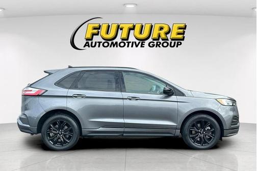 CARBONIZED GRAY 2023 Ford Edge SE