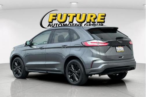 CARBONIZED GRAY 2023 Ford Edge SE