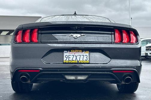 2022 Ford Mustang EcoBoost
