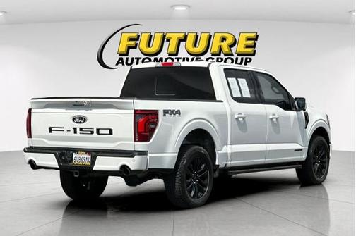 STAR WHITE METALLIC TRICOAT 2024 Ford F-150 LARIAT