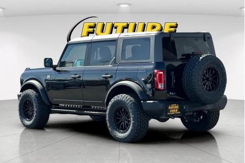 SHADOW BLACK 2025 Ford Bronco BIG BEND