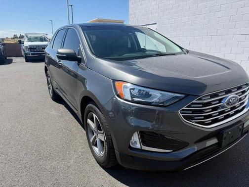 MAGNETIC METALLIC 2019 Ford Edge SEL