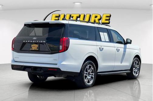 STAR WHITE MET TRI-COAT 2025 Ford Expedition ACTIVE