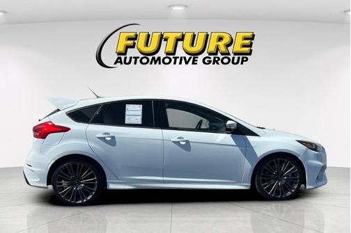 2017 Ford Focus RS BASE