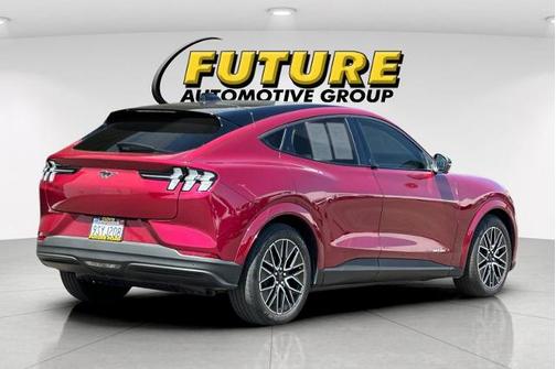 MOLTEN MAGENTA TINTED CC 2025 Ford Mustang Mach-E PREMIUM