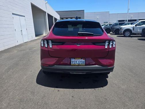 MOLTEN MAGENTA TINTED CC 2025 Ford Mustang Mach-E PREMIUM