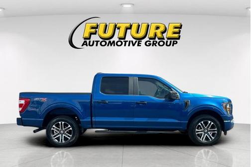 ATLAS BLUE METALLIC 2023 Ford F-150 XL