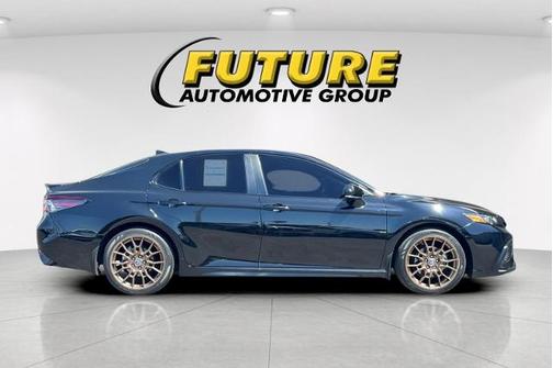 2023 Toyota Camry SE NIGHTSHADE