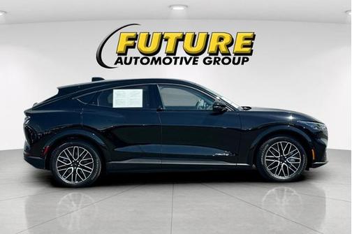 SHADOW BLACK 2025 Ford Mustang Mach-E PREMIUM
