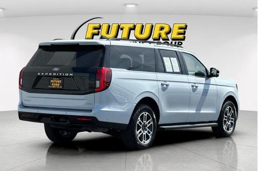 SPACE SILVER METALLIC 2025 Ford Expedition ACTIVE