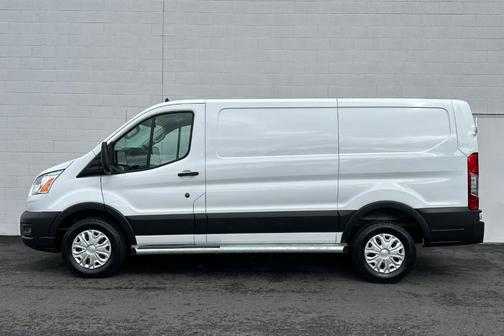 2022 Ford Transit-250 Base
