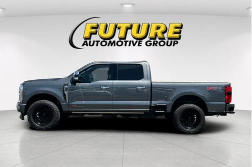 CARBONIZED GRAY 2023 Ford F-250 PLATINUM