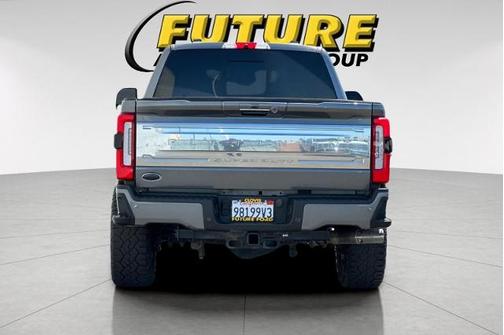 CARBONIZED GRAY 2023 Ford F-250 PLATINUM