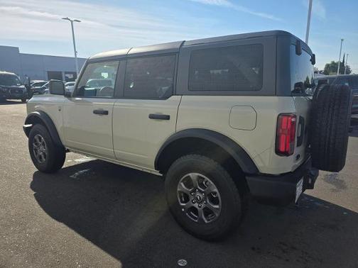 DESERT SAND 2025 Ford Bronco BIG BEND