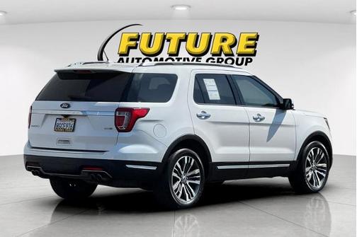 2018 Ford Explorer PLATINUM
