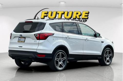 WHITE PLATINUM MET TRI-COAT 2019 Ford Escape SEL