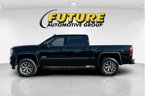 Onyx Black 2018 GMC Sierra 1500 SLT