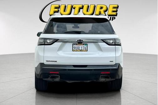 Iridescent Pearl Tricoat 2019 Chevrolet Traverse PREMIER