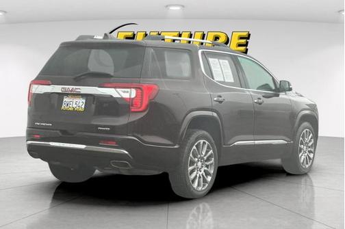 2021 GMC Acadia DENALI