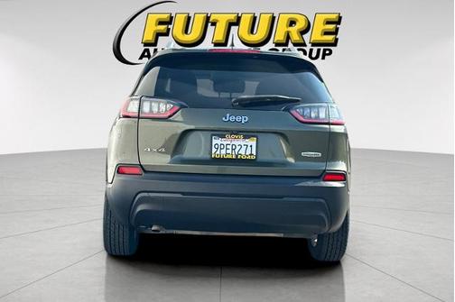 2020 Jeep Cherokee LATITUDE