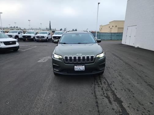 2020 Jeep Cherokee LATITUDE