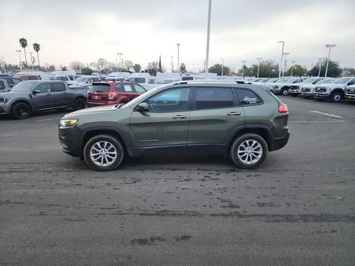 2020 Jeep Cherokee LATITUDE