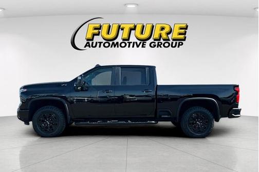 Black 2024 Chevrolet Silverado 2500 LT