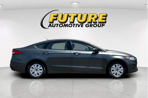 MAGNETIC METALLIC 2019 Ford Fusion S