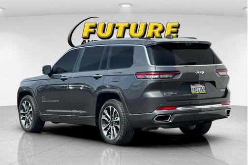 2022 Jeep Grand Cherokee OVERLAND
