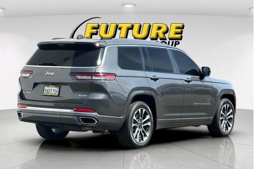 2022 Jeep Grand Cherokee OVERLAND