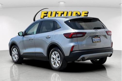 ICONIC SILVER METALLIC 2023 Ford Escape ACTIVE