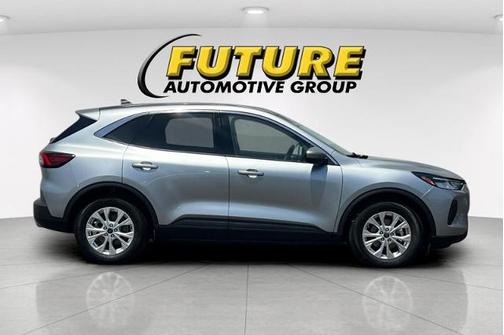 ICONIC SILVER METALLIC 2023 Ford Escape ACTIVE