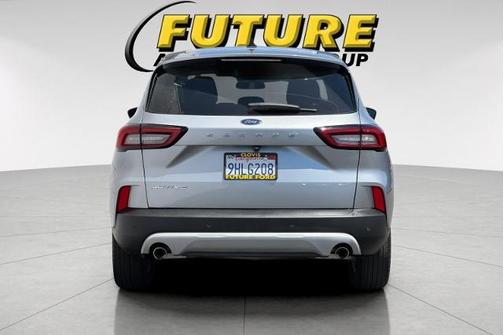 ICONIC SILVER METALLIC 2023 Ford Escape ACTIVE