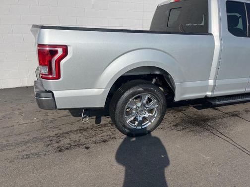 INGOT SILVER 2017 Ford F-150 XLT