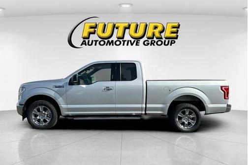 INGOT SILVER 2017 Ford F-150 XLT