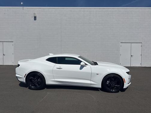 2021 Chevrolet Camaro LT W/1LT