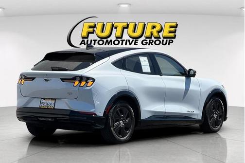 2022 Ford Mustang Mach-E CALIFORNIA ROUTE 1