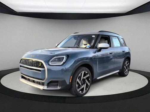 2026 MINI Countryman SE