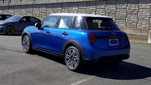 2025 MINI Hardtop C Signature Trim