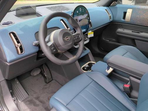 2025 MINI Countryman S