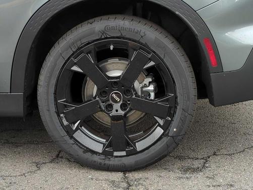 2025 MINI Countryman Base