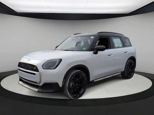 2026 MINI Countryman SE