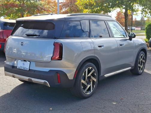 2025 MINI Countryman Base