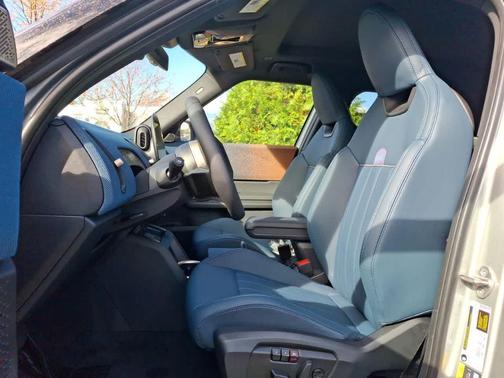 2025 MINI Countryman Base