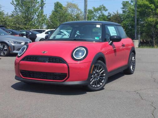 2025 MINI Hardtop Cooper